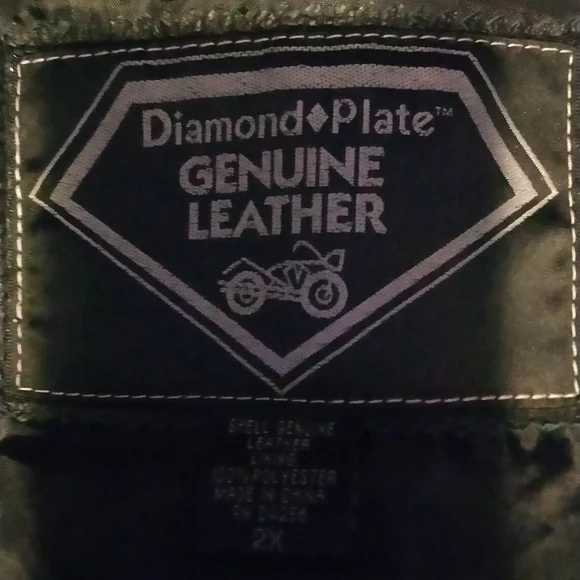 Diamond Plate Genuine Leather fringed bikers jacket - Picture 3 of 4